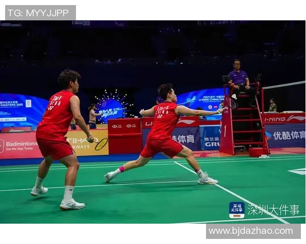 深圳羽毛球队区域防守战术解析与热点探讨 深圳羽毛球队区域防守战术解析与热点探讨