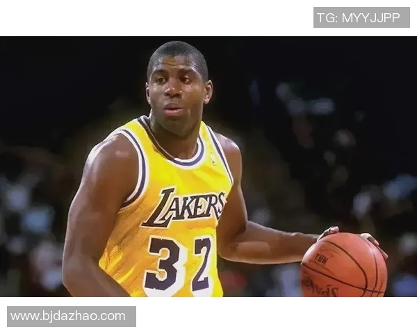 足球明星球衣32号背后的故事与传奇球员的辉煌历程